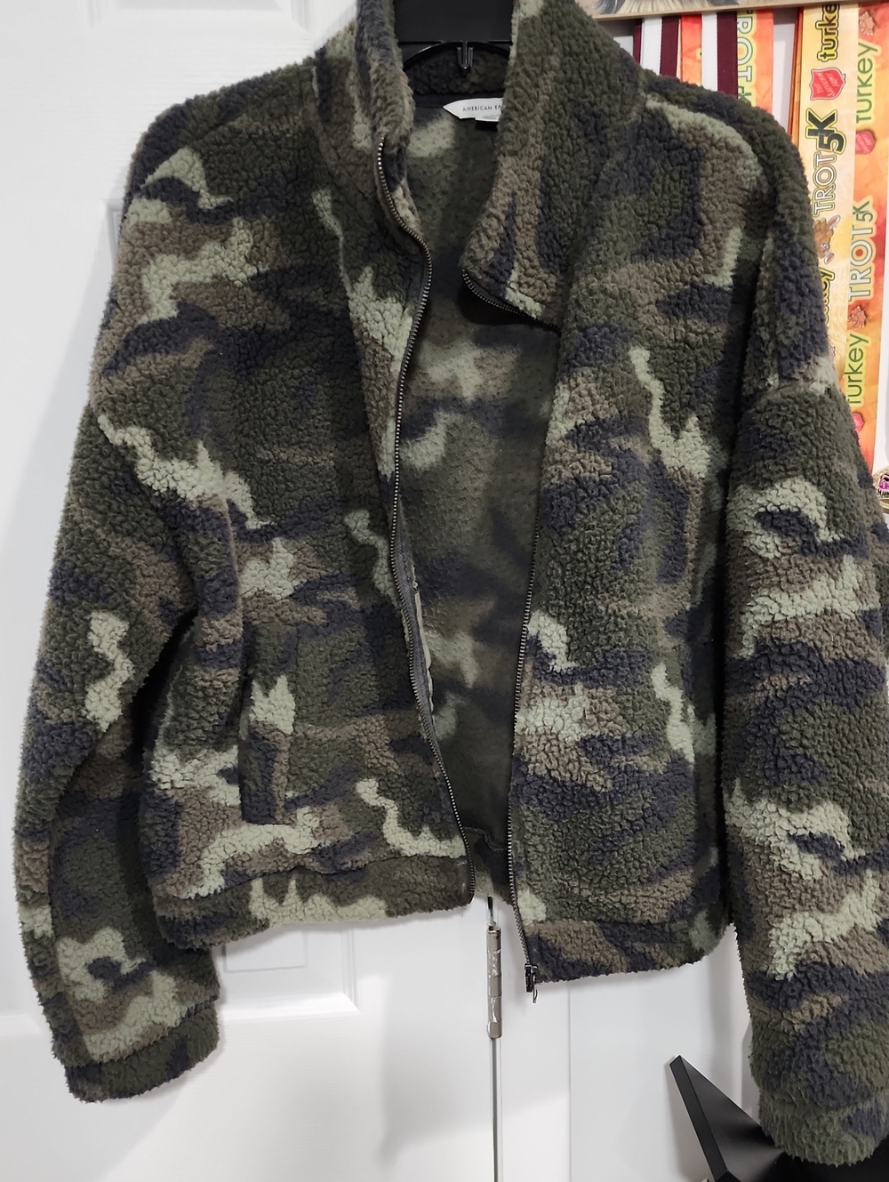 American Eagle Outfitters Green Camo Sherpa Jacket